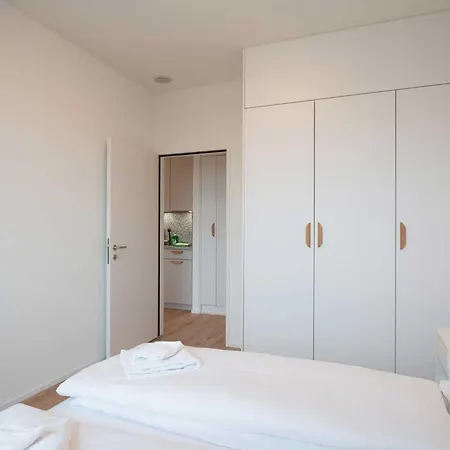 Hitrental Letzigrund - Apartment Zurich