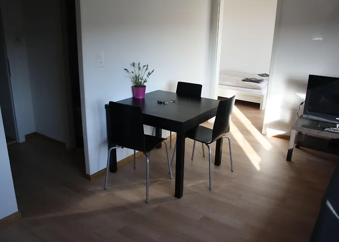 Hitrental Letzigrund - *