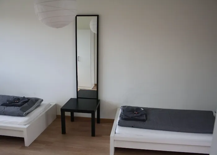 Hitrental Letzigrund - Апартаменты Цюрих