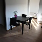 Hitrental Letzigrund - *