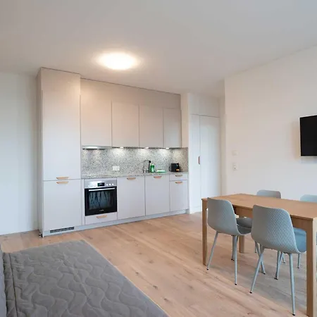 Lägenhet Hitrental Letzigrund - *