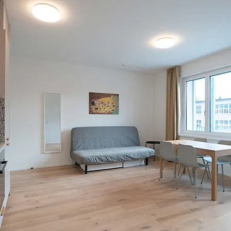 Hitrental Letzigrund - Apartamento