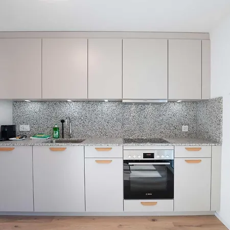 Hitrental Letzigrund - * Zúrich