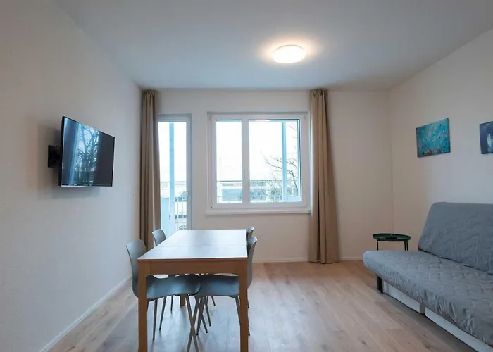 Hitrental Letzigrund - *