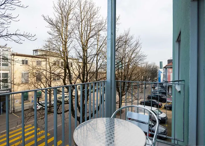 Appartement Hitrental Letzigrund - Zurich